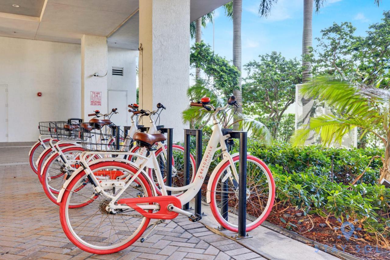 Upper Studio With Balcony,Pool And Gym, Near Beach Hallandale Beach Exterior foto