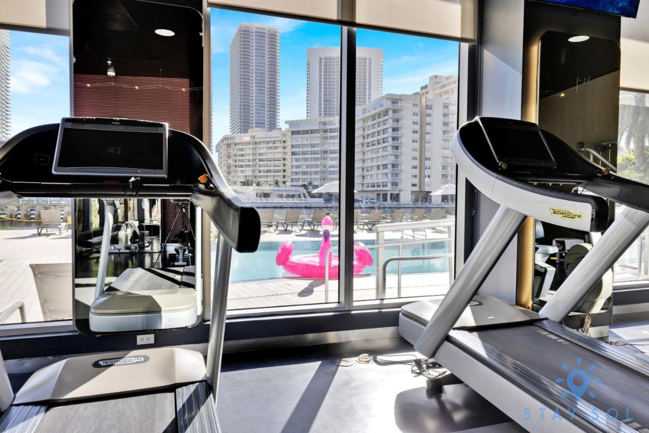 Upper Studio With Balcony,Pool And Gym, Near Beach Hallandale Beach Exterior foto